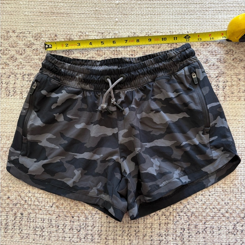 Athleta Black and Gray Camo Women's Athletic Shorts